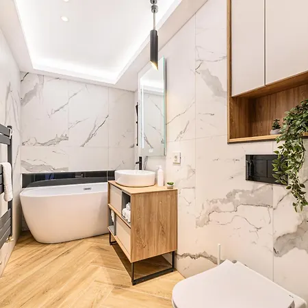 Koa - Signature Collection Brasov