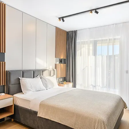 Koa - Signature Collection Braşov