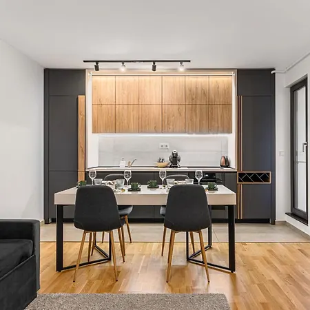 Koa - Signature Collection * Braşov